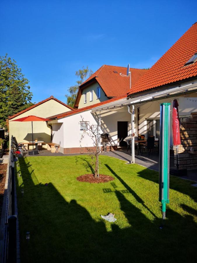 Pension Und Ferienwohnung Walther シュトルコウ エクステリア 写真